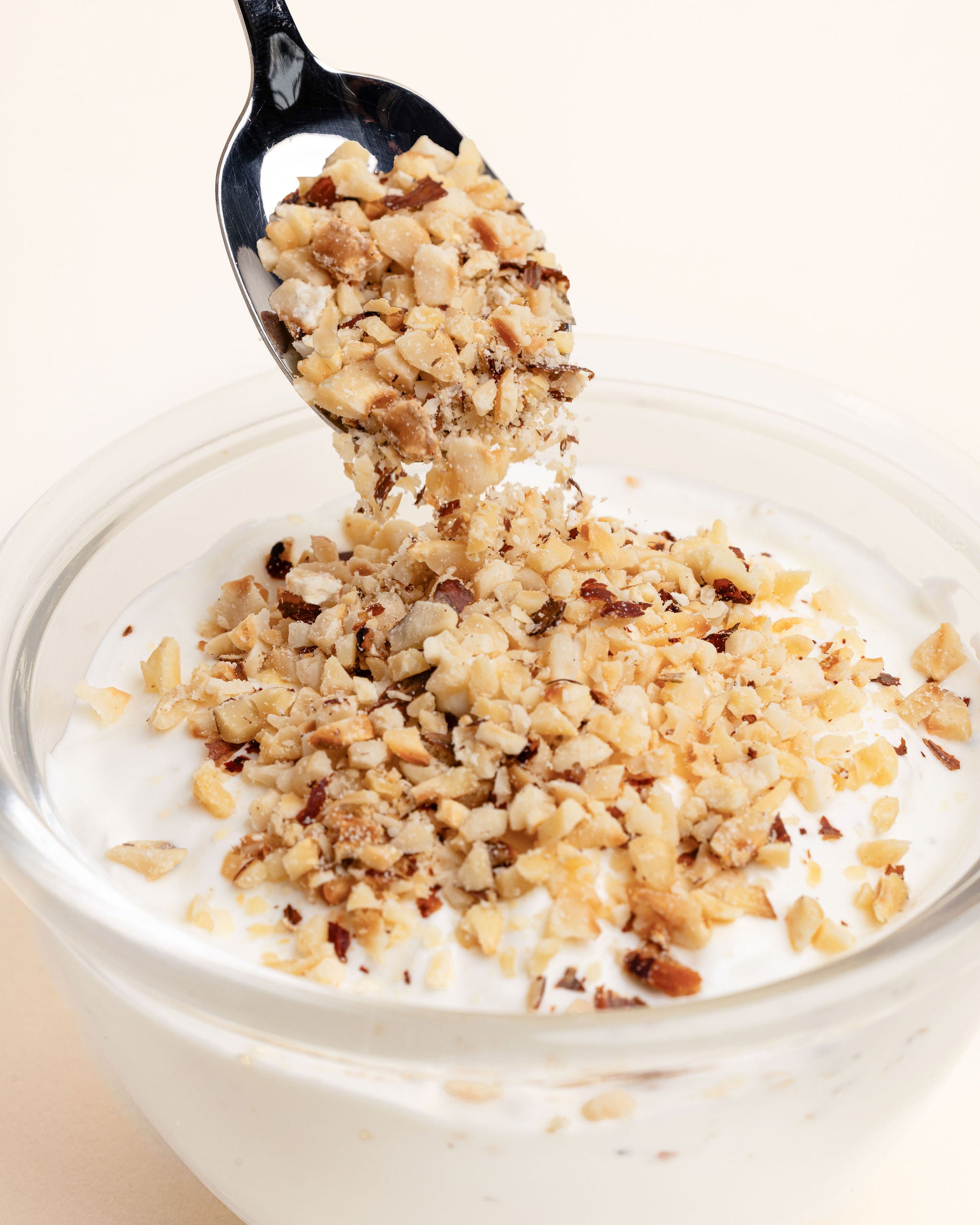 Geröstete und gehackte Haselnüsse