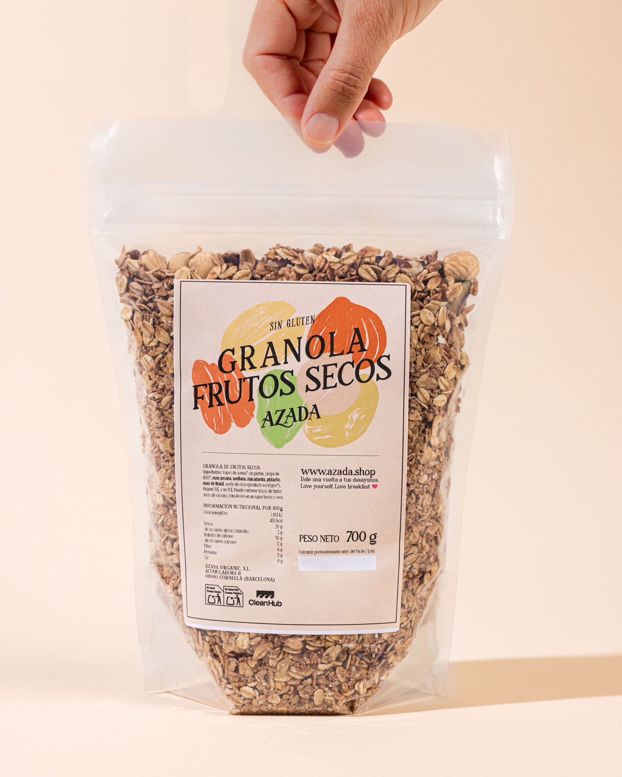 Glutenfreies Granola mit Nüssen