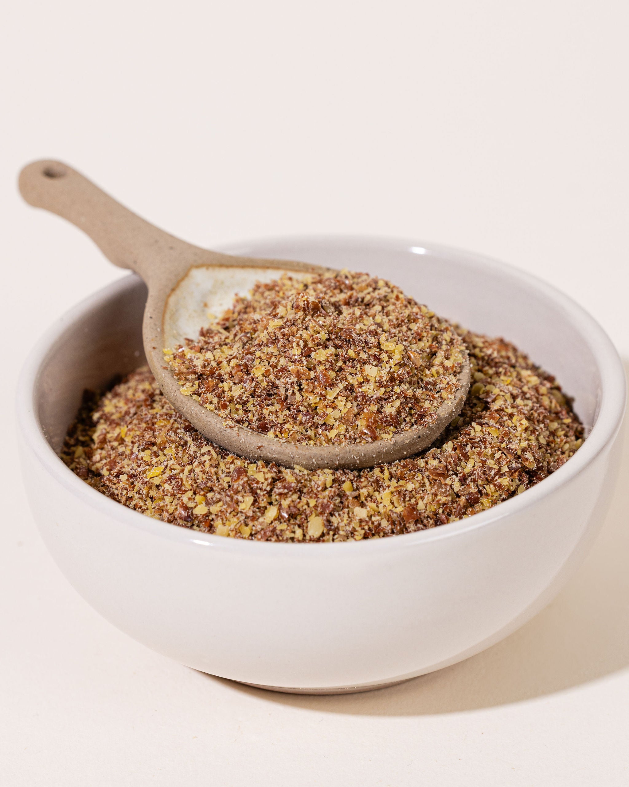 Bio-Leinsamen gemahlen braun