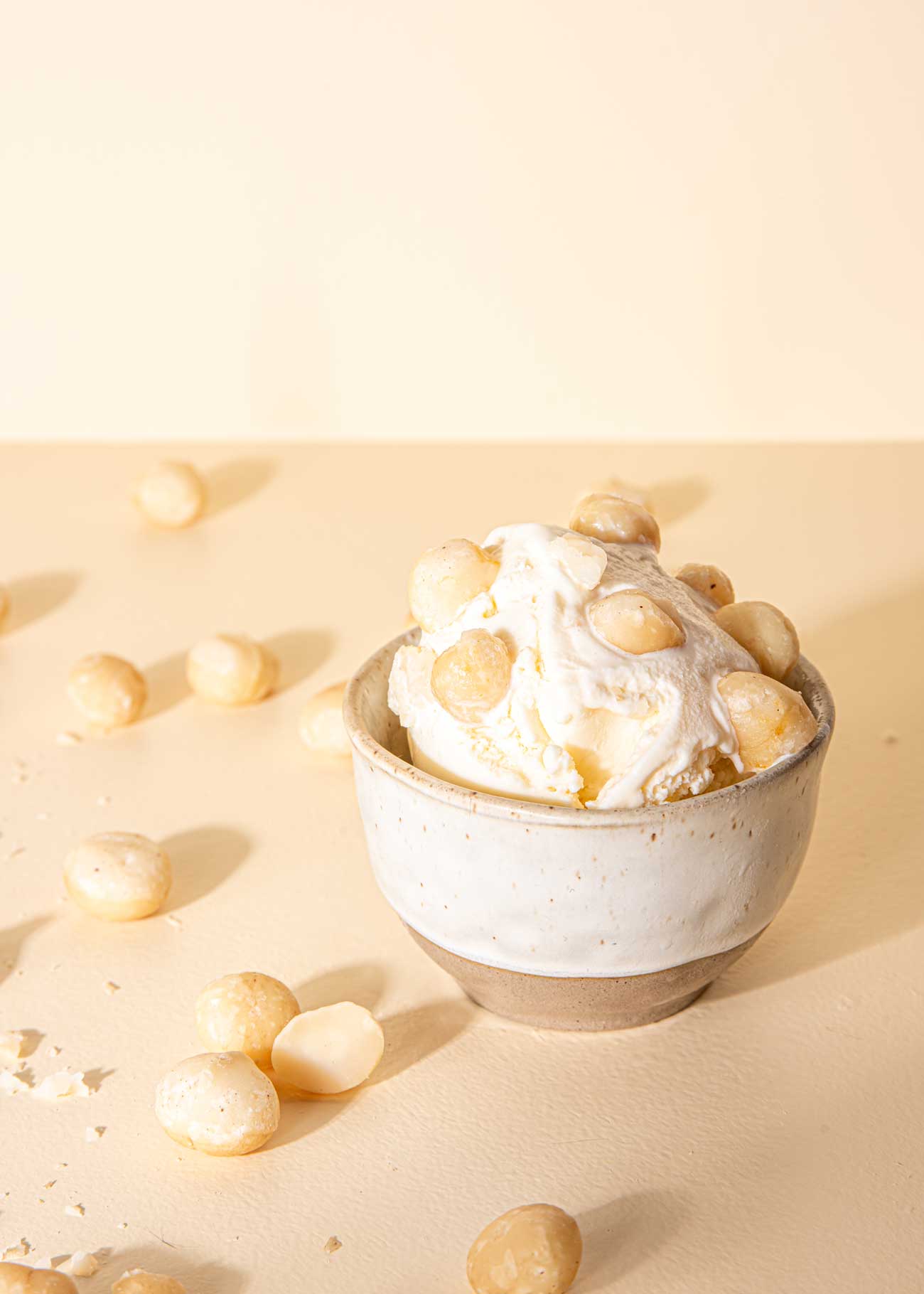 Raw macadamia