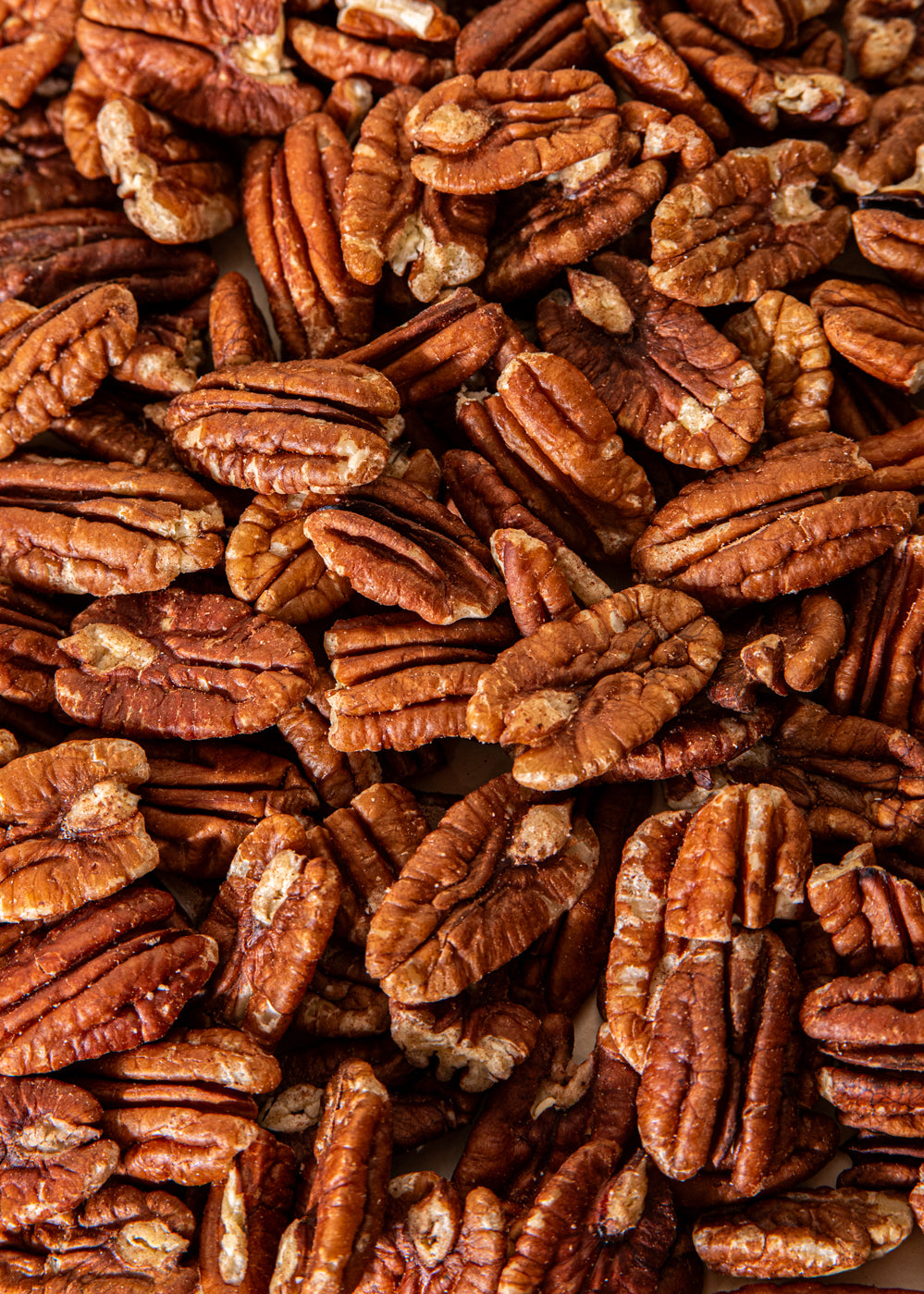 Raw pecan nuts