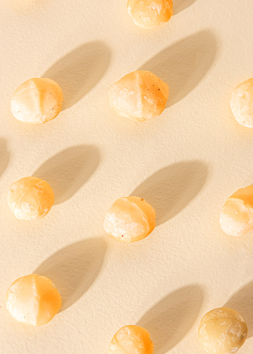 Roasted macadamia