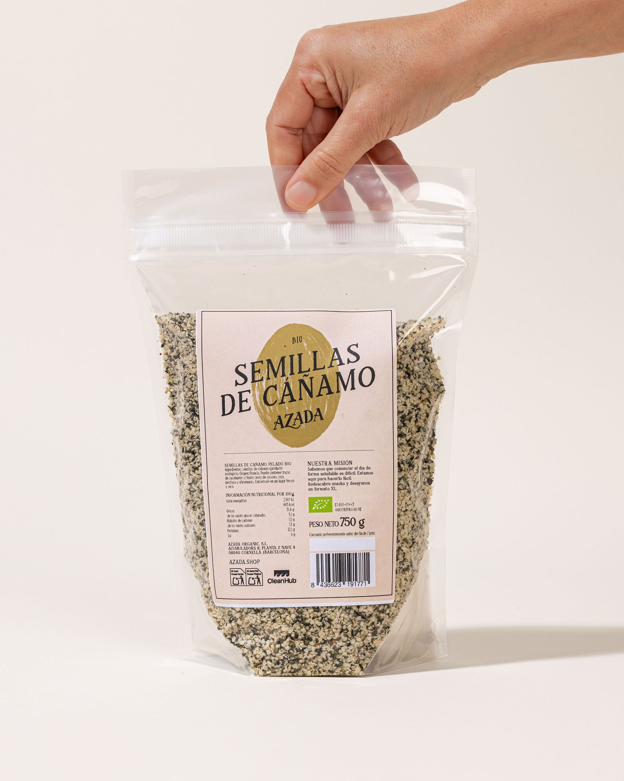 Organic hemp seeds