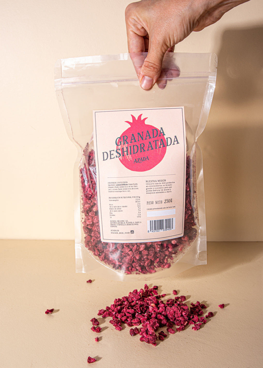 Freeze-dried pomegranate