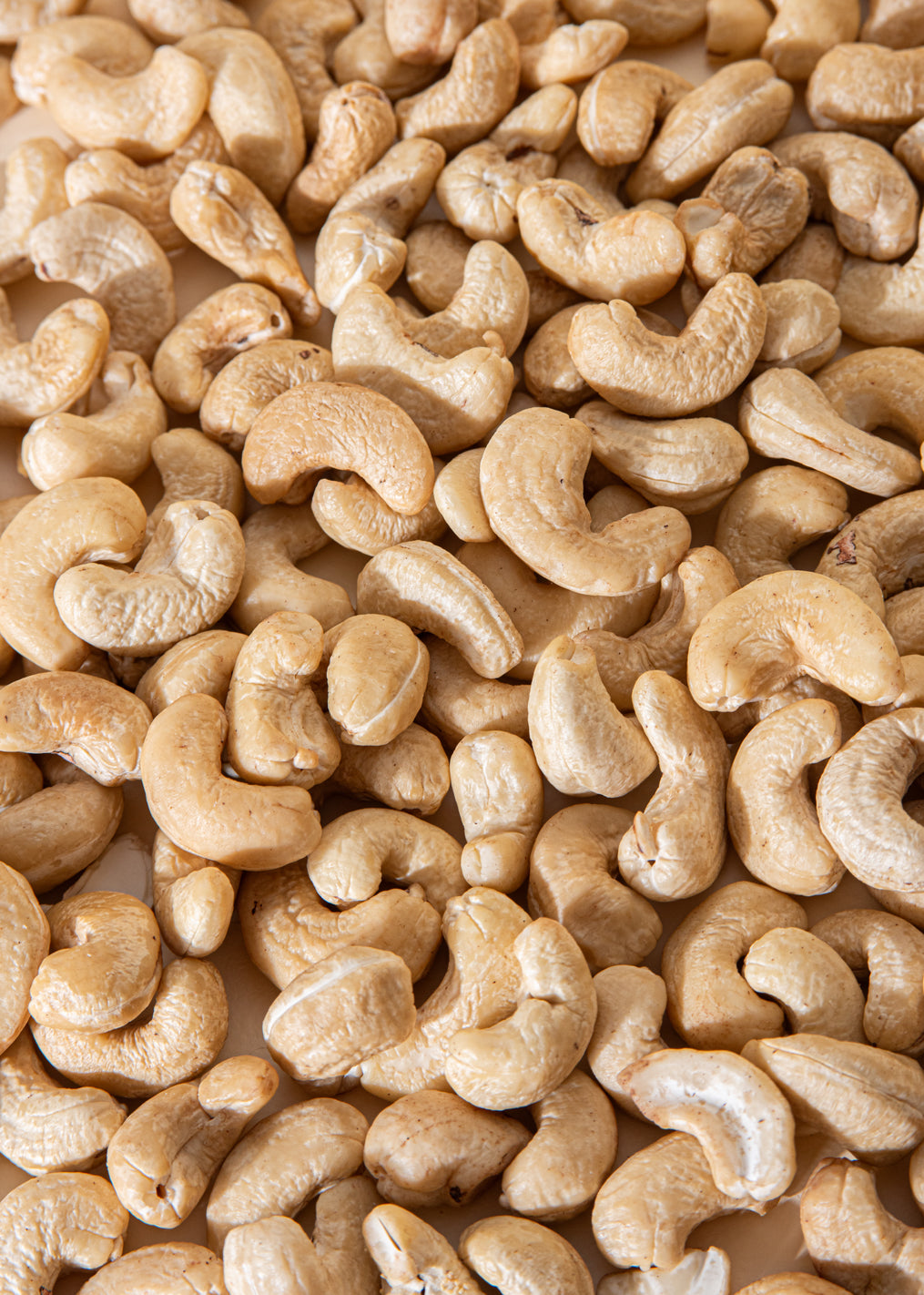 Raw cashews