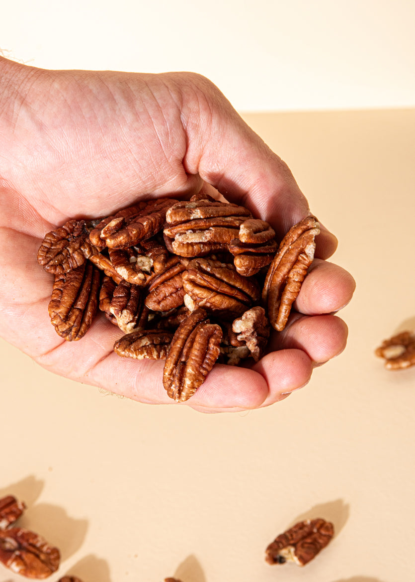 Raw pecan nuts