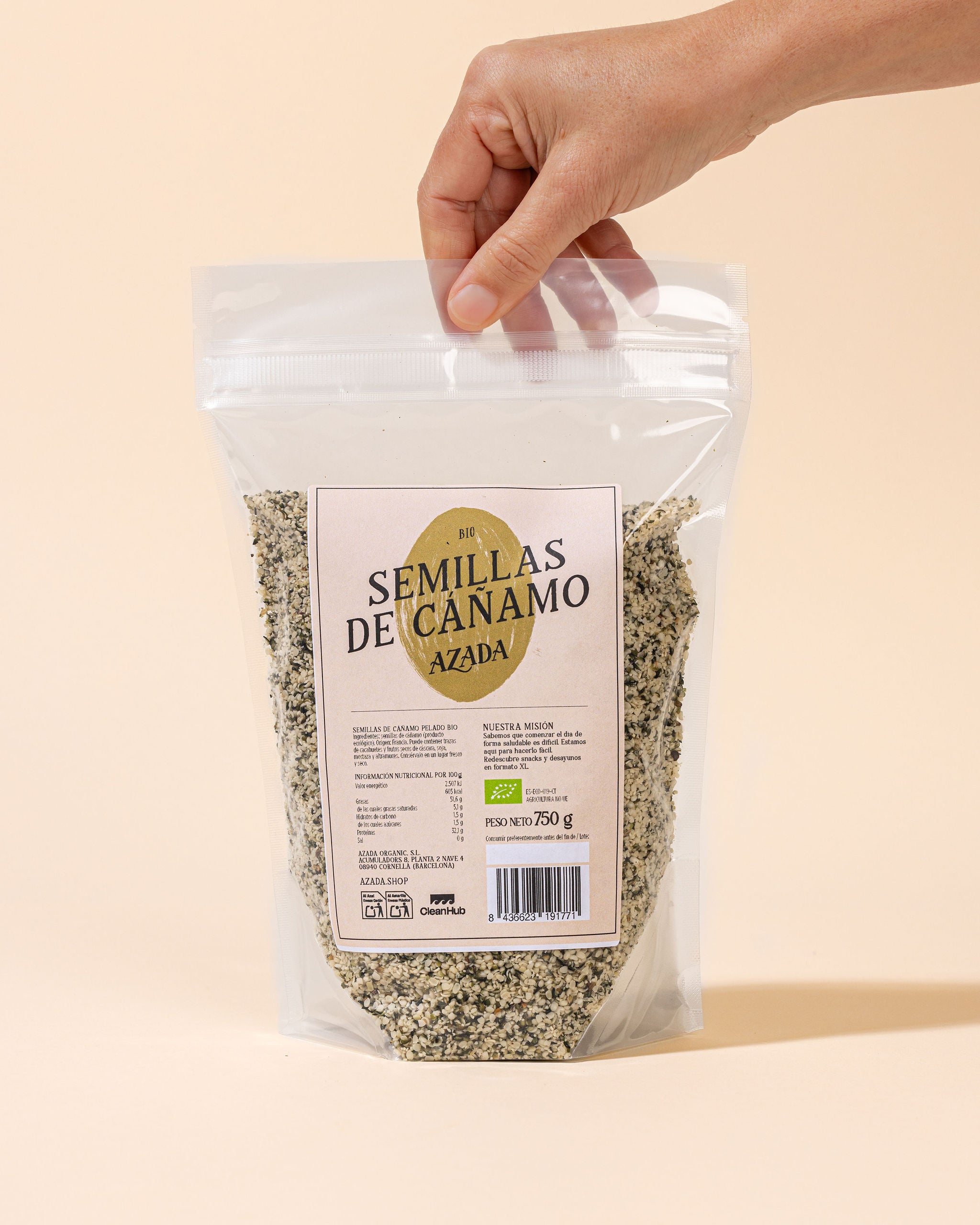 Organic hemp seeds